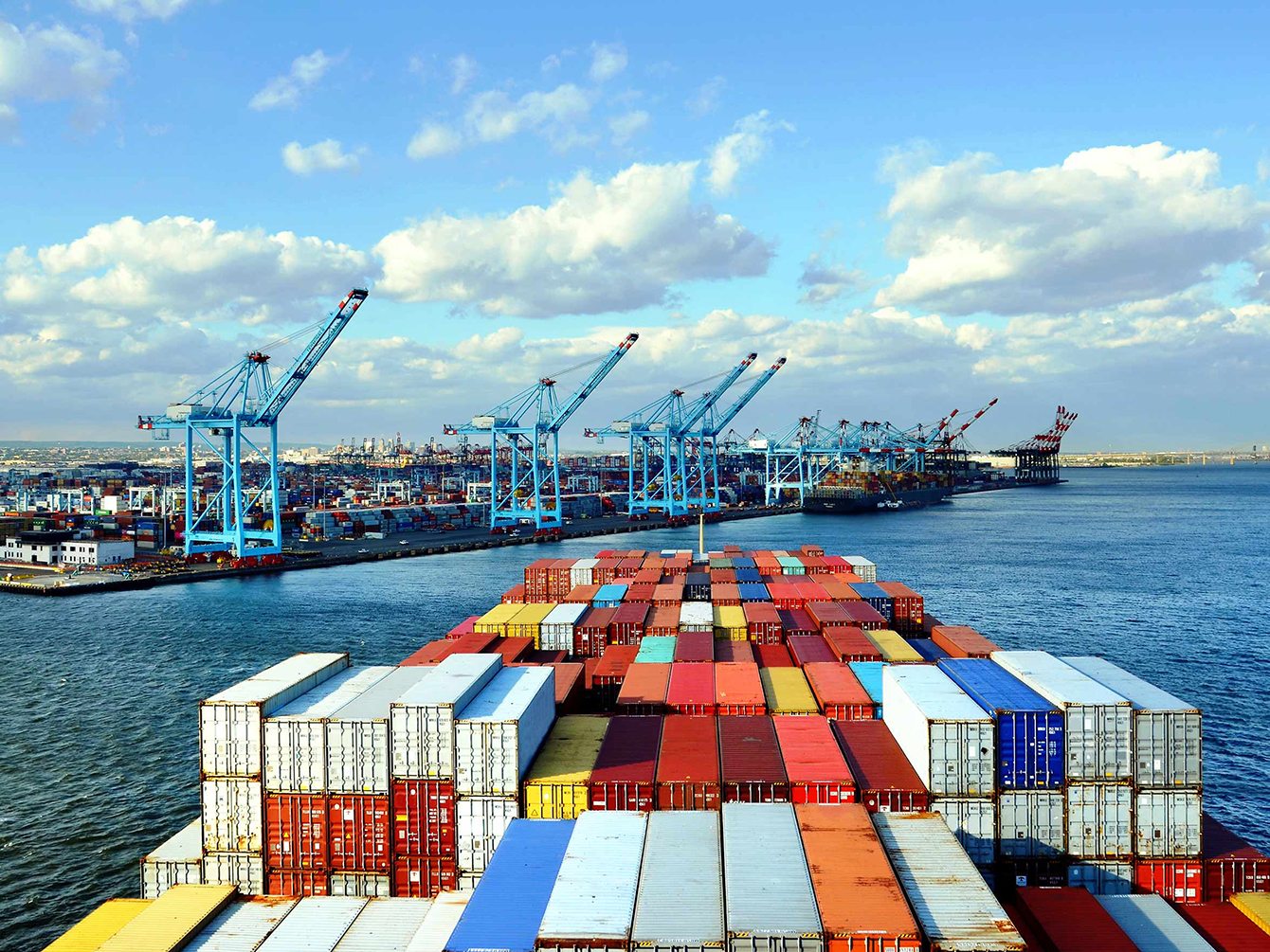 Soluciones de carga completa de contenedores (FCL) para transporte marítimo